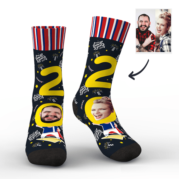 Gesicht auf Socken mit Flagge 2020